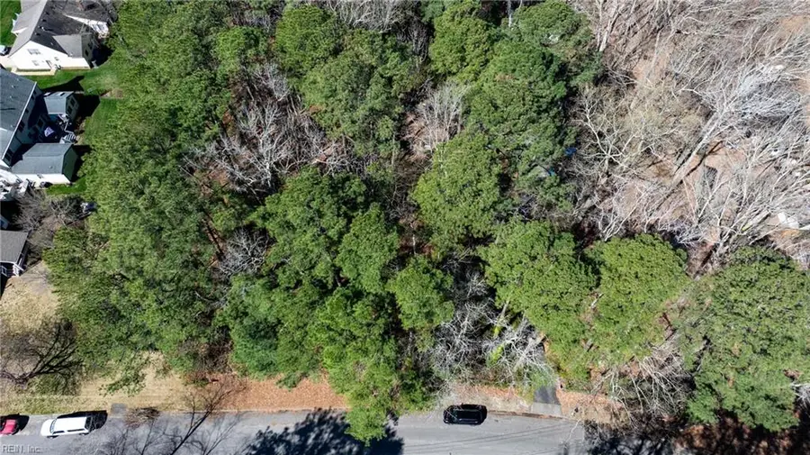 544 Greenway Drive, Chesapeake, VA 23322 - #2