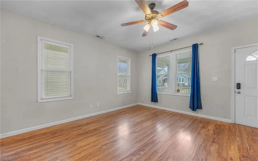 2811 Kimball Terrace, Norfolk, VA 23504 - #3