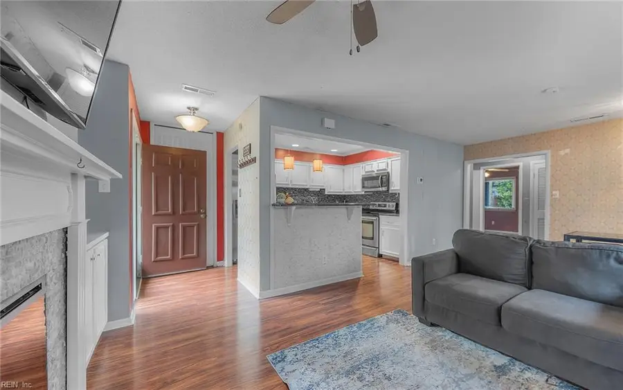 6407 Duquesne Place, Virginia Beach, VA 23464 - #3