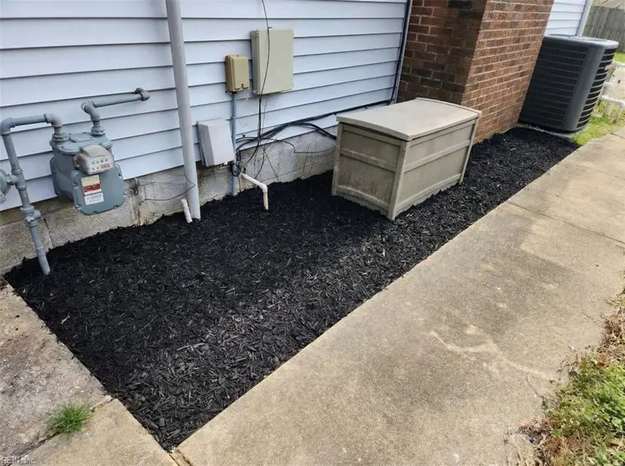 821 Lindale Drive, Chesapeake, VA 23320 - #2