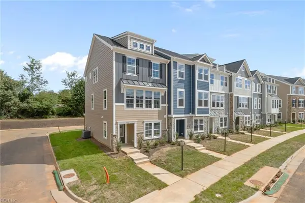 14 Bracewell Lane, Yorktown, VA 23692