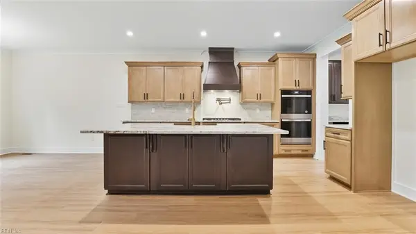 1502 Wharf Hill Drive, Smithfield, VA 23430