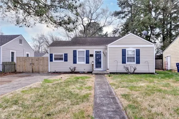 4635 Robin Hood Road, Norfolk, VA 23513