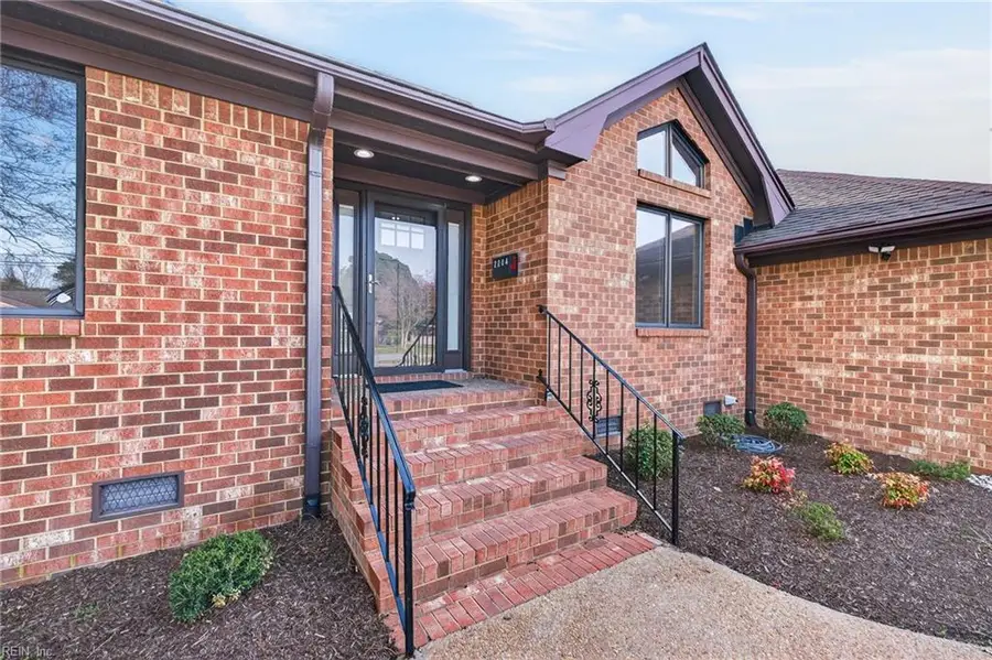 2204 Indian Hill Road, Virginia Beach, VA 23455 - #2
