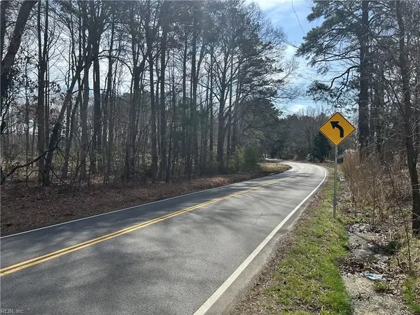 2402 Wolf Trap Road, Yorktown, VA 23692