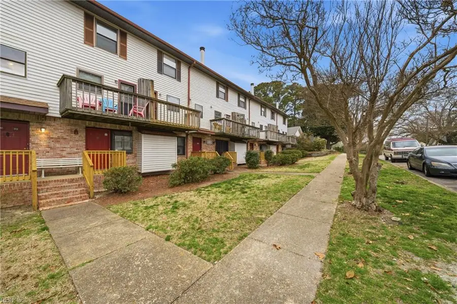 225 A View Avenue #214, Norfolk, VA 23503 - #2