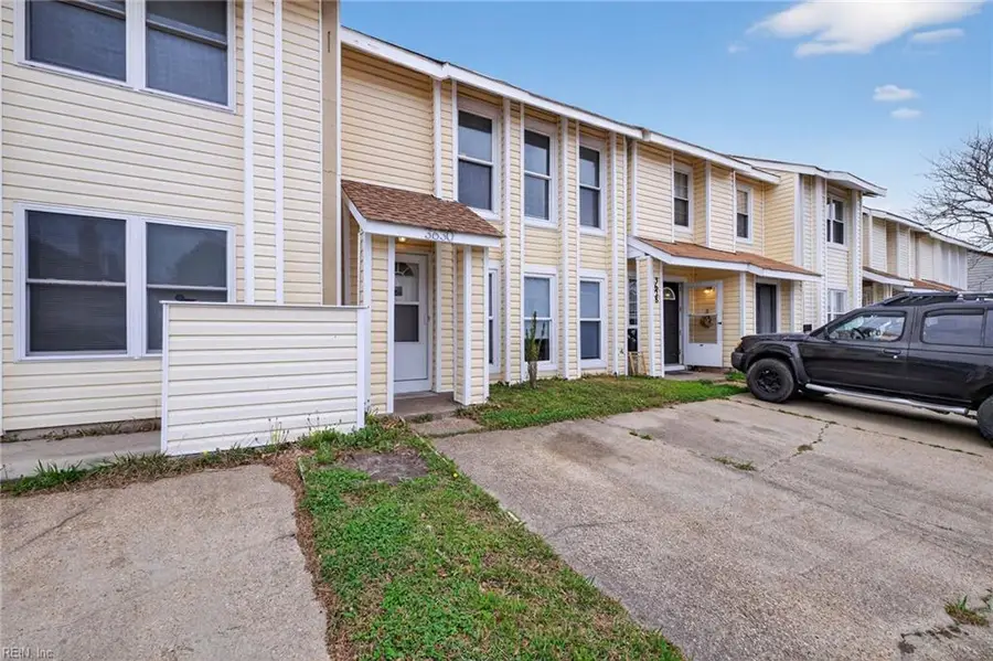 3630 Chimney Creek Drive, Virginia Beach, VA 23462 - #2