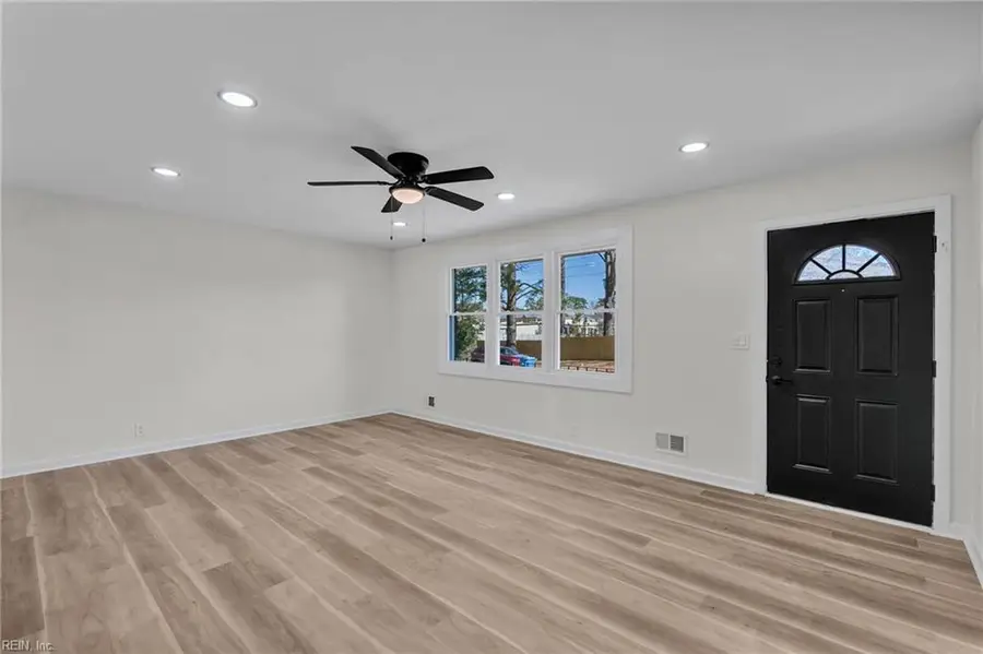 2009 Meredith Road, Virginia Beach, VA 23455 - #3