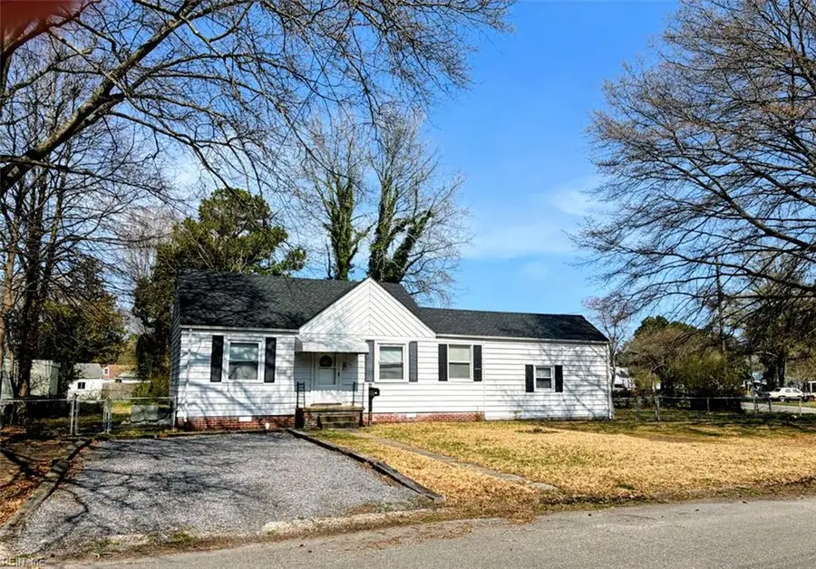 14 Fairview Circle S, Portsmouth, VA 23702 - #2