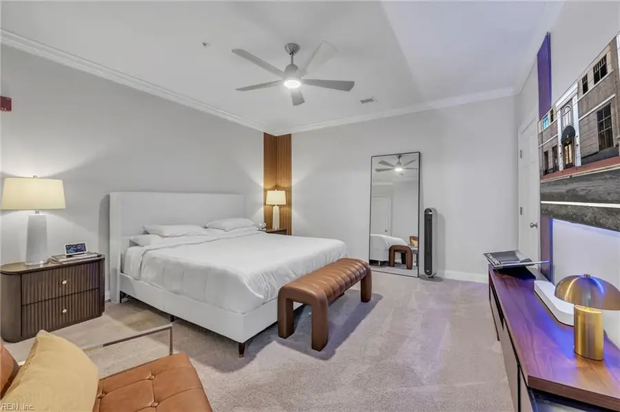 123 College Place #1402, Norfolk, VA 23510 - #3