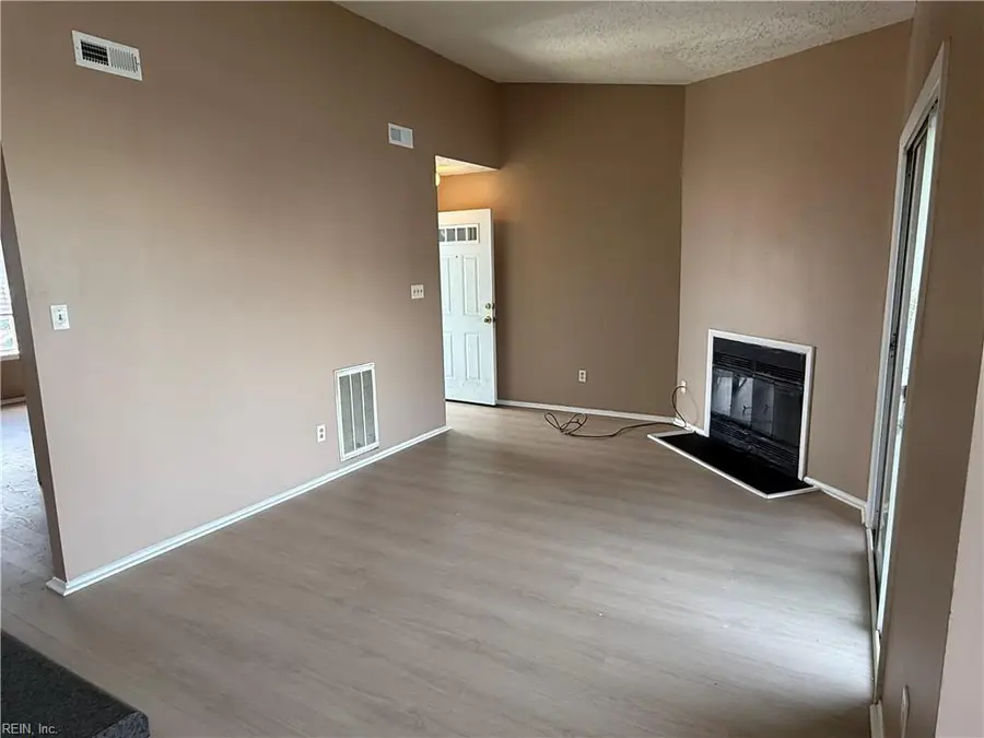 514 Wharf Court, Virginia Beach, VA 23462 - #2