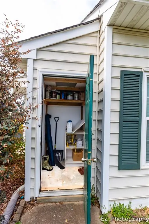 300 Hamlet Court, Yorktown, VA 23693 - #2