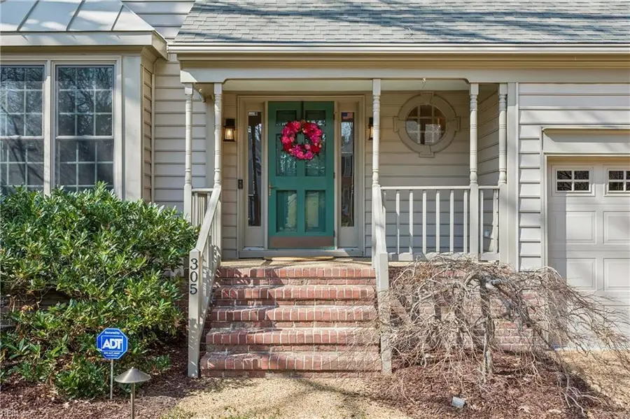 305 Hollingsworth Court, Yorktown, VA 23693 - #2