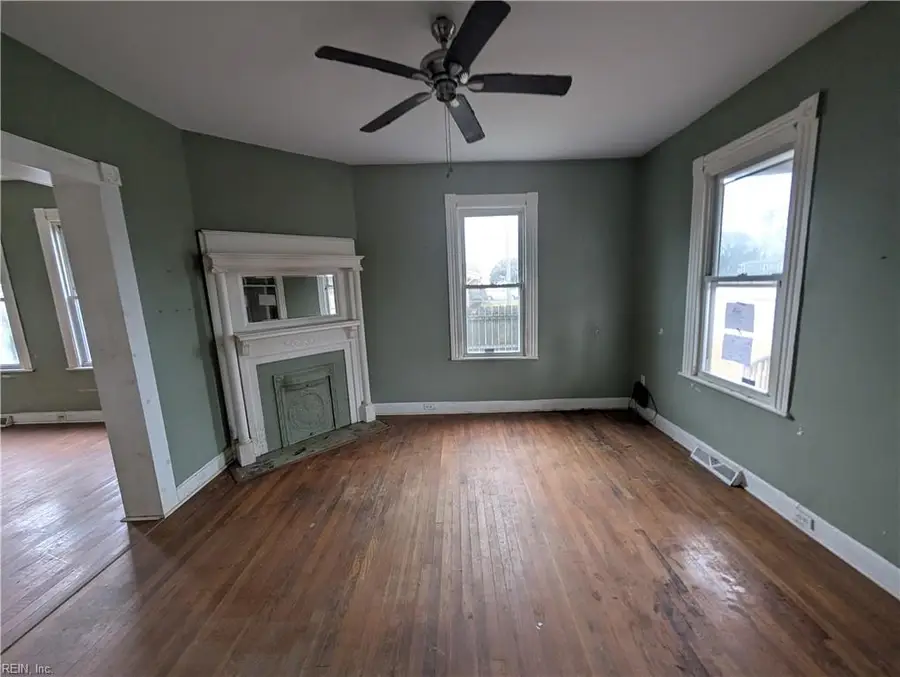 2123 Effingham Street, Portsmouth, VA 23704 - #2