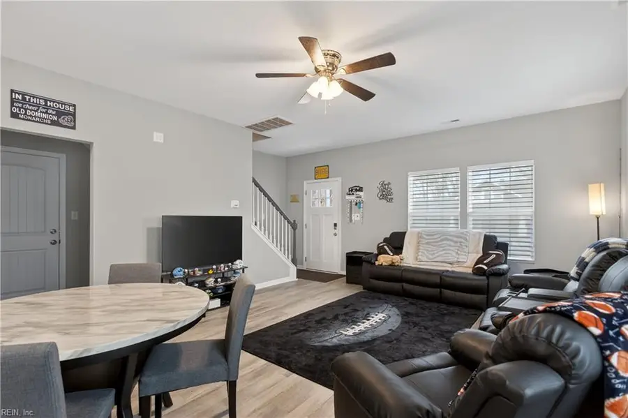 827 W 43rd Street, Norfolk, VA 23508 - #2