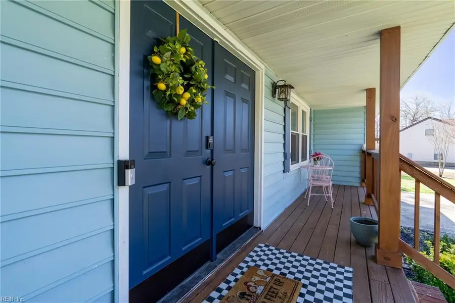 627 Emerald Court, Chesapeake, VA 23320 - #3