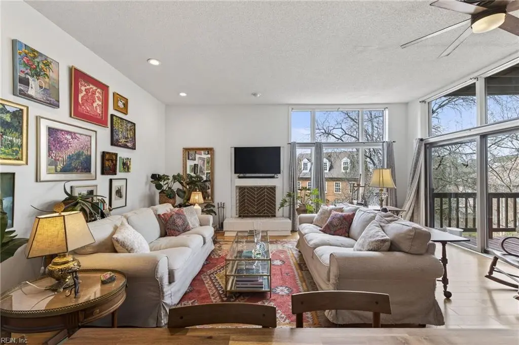 696 Mowbray Arch #440, Norfolk, VA 23507 - #1