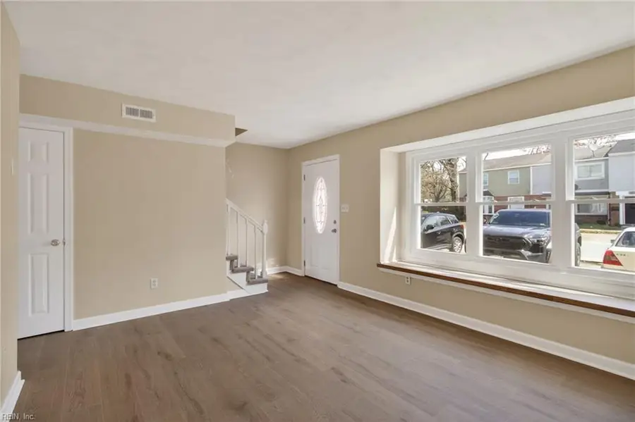 614 Harbour Drive N, Chesapeake, VA 23320 - #3