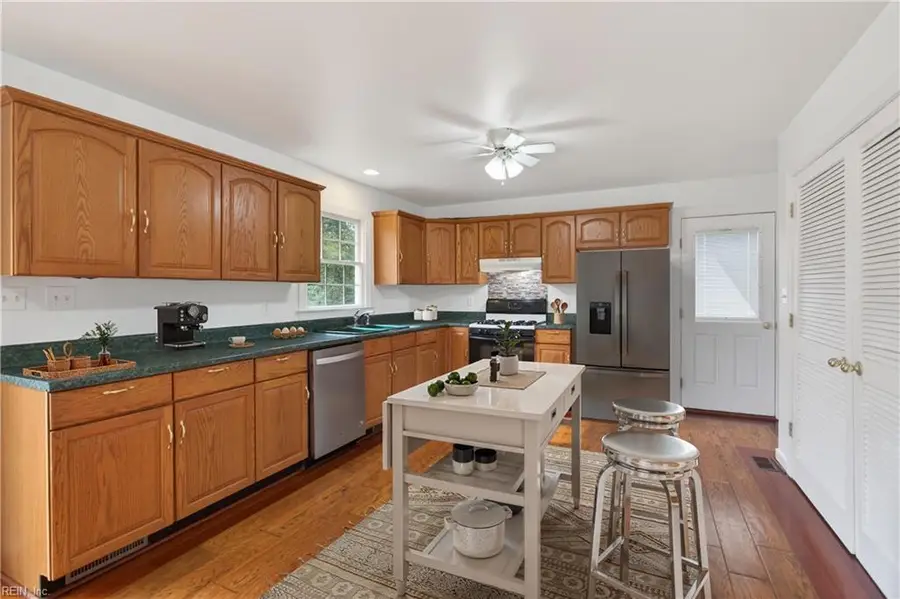 7641 Beechwood Drive, Lanexa, VA 23089 - #3