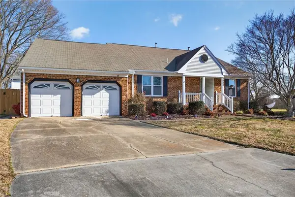 2000 Mozart Circle, Virginia Beach, VA 23454