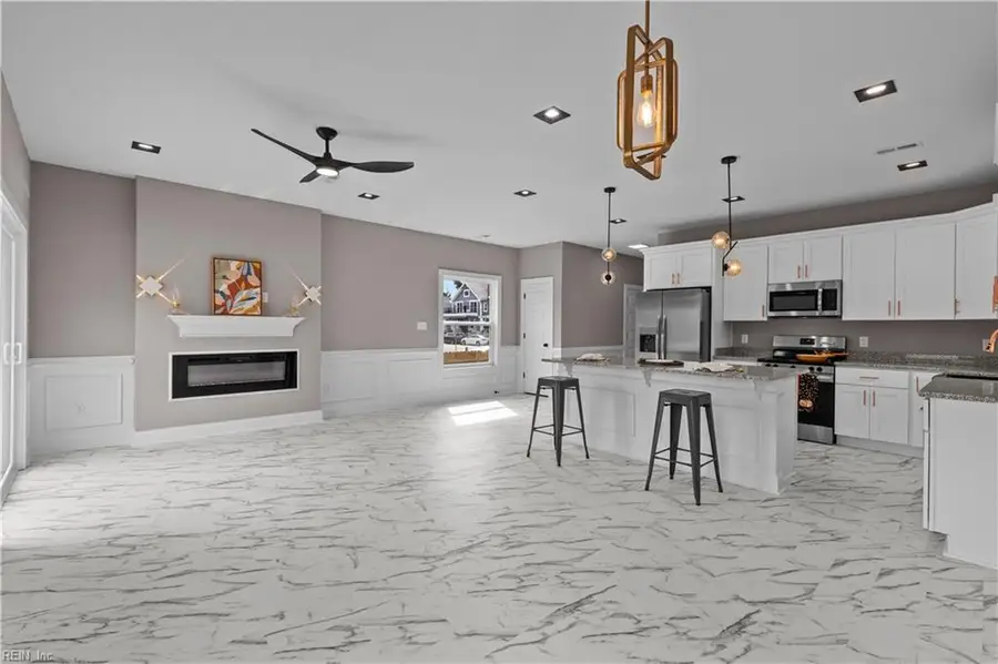 2118 Chestnut Avenue, Newport News, VA 23607 - #2