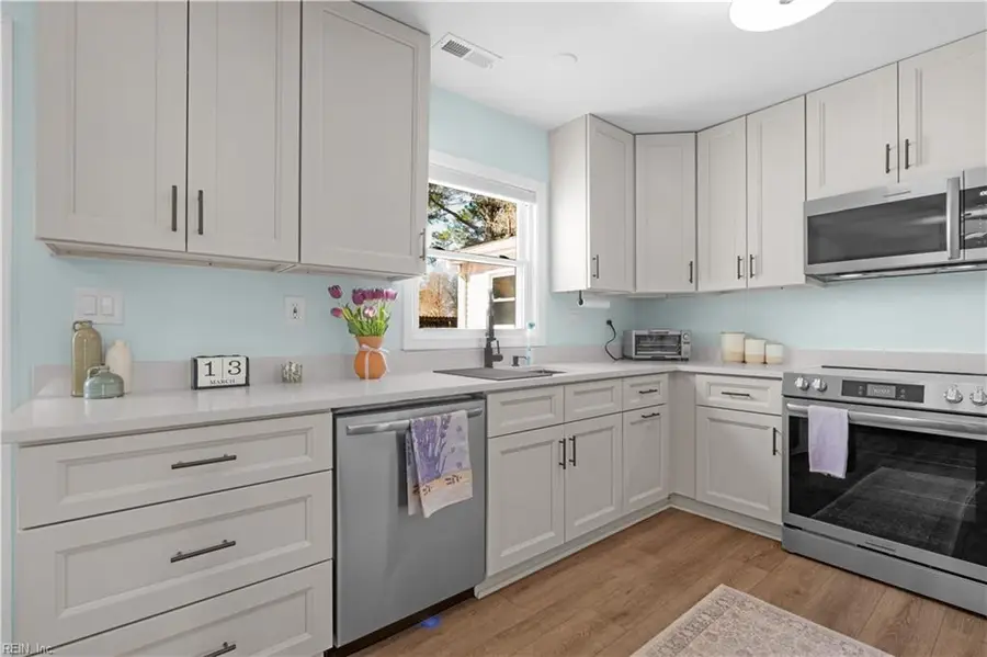 4925 Locke Lane, Virginia Beach, VA 23464 - #3