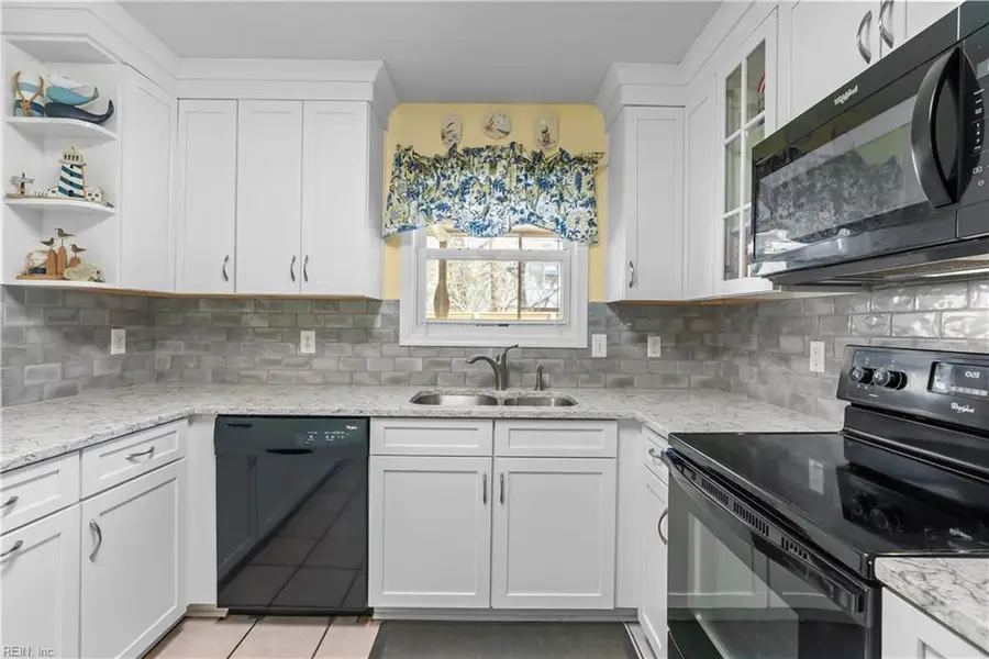 829 Goldsboro Avenue, Virginia Beach, VA 23451 - #3