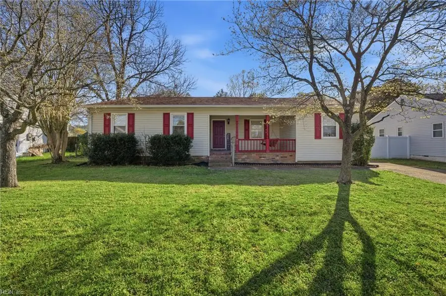 813 Carolyn Drive, Chesapeake, VA 23320 - #3