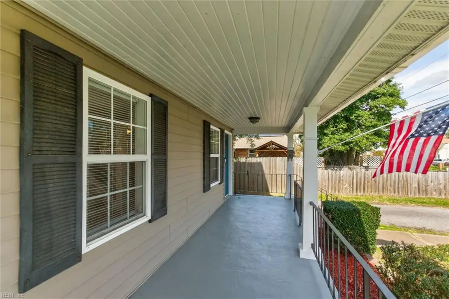 25 W Cummings Avenue, Hampton, VA 23663 - #3