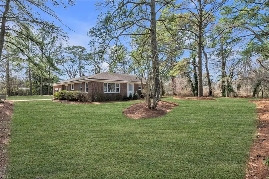 2309 Battery Park Road, Chesapeake, VA 23323 - #2