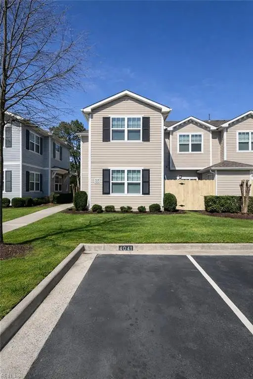 1440 Rollesby Way, Chesapeake, VA 23320 - #3