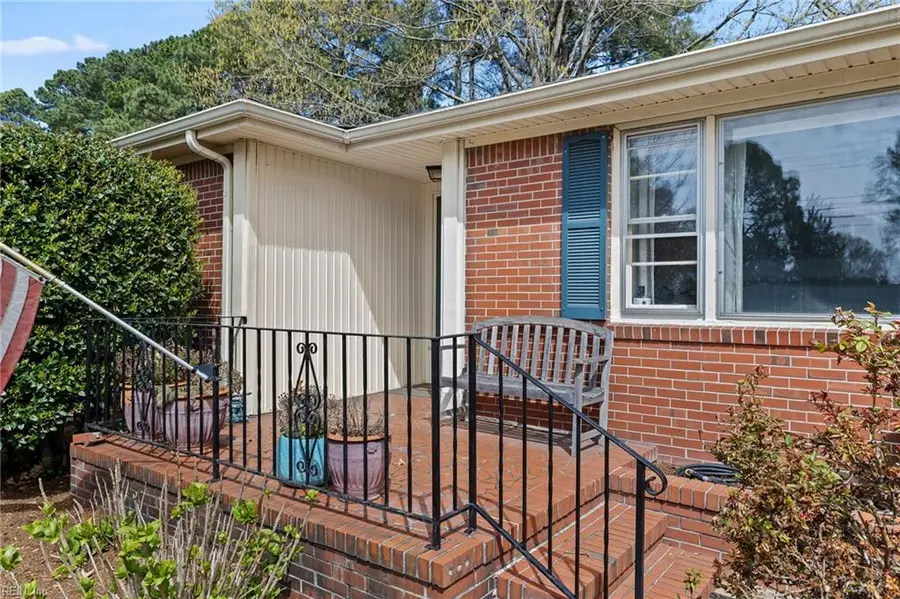 4708 Fairway Avenue, Virginia Beach, VA 23462 - #2