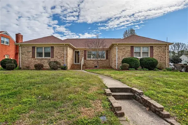 808 Ventnor Drive, Newport News, VA 23608