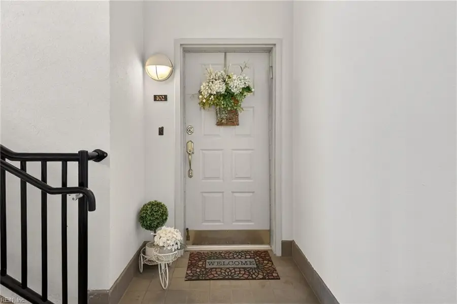 1280 Laskin Road #102, Virginia Beach, VA 23451 - #3
