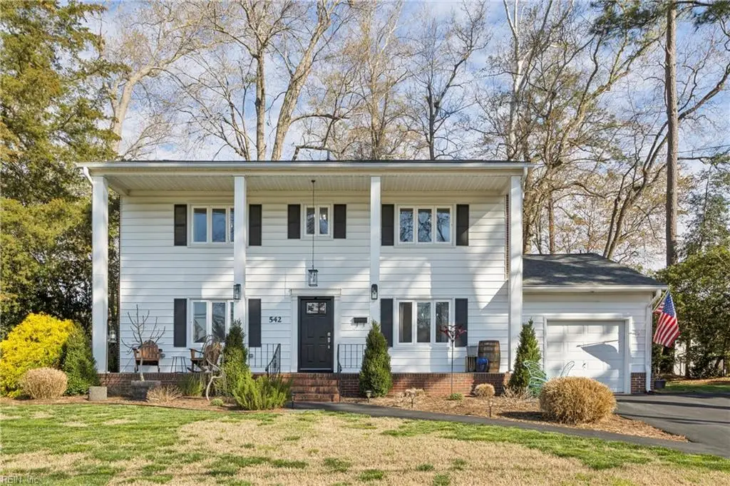 542 Kings Court, Newport News, VA 23606 - #1