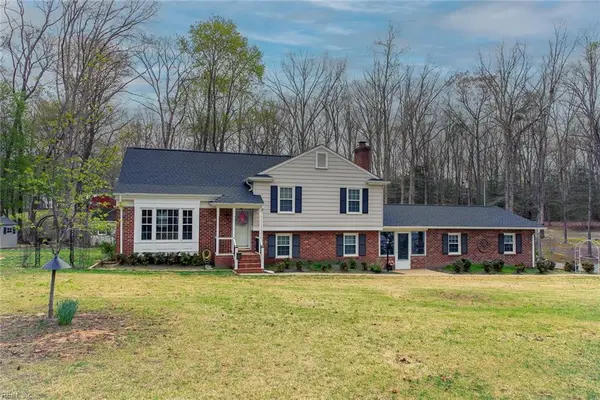 404 Bunker Circle, Sandston, VA 23150