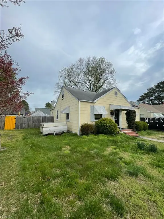 206 Kelly Drive, Portsmouth, VA 23702