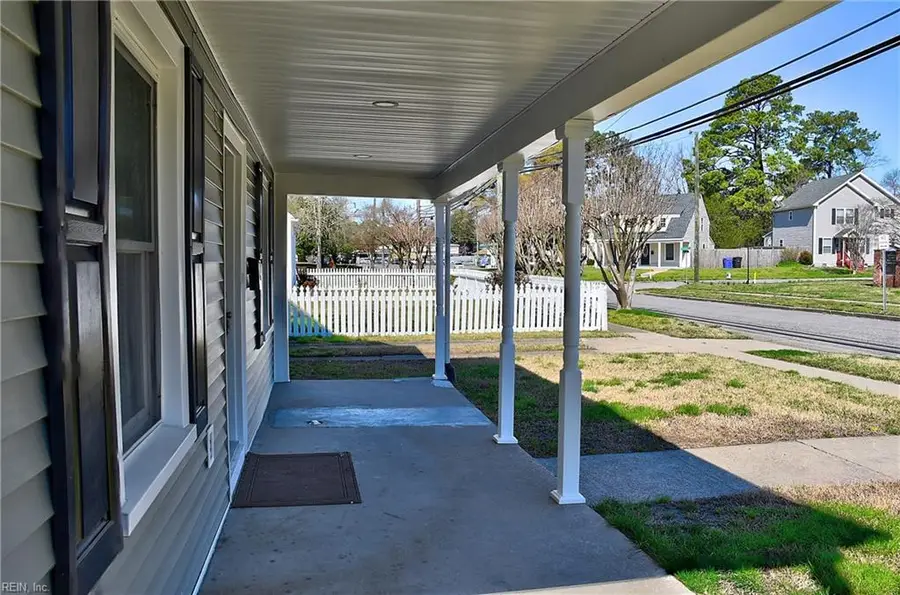 18 Bainbridge Avenue, Portsmouth, VA 23702 - #3