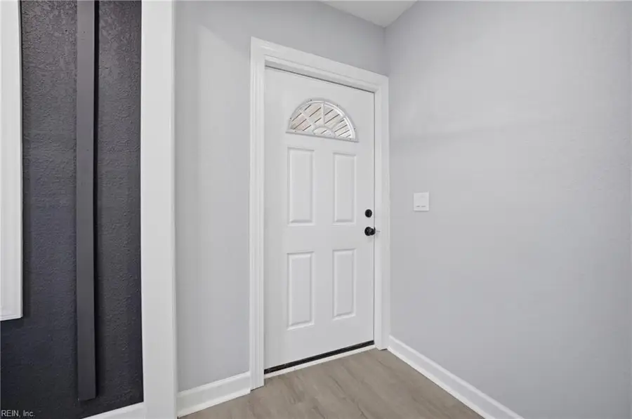 382 Orange Avenue, Norfolk, VA 23503 - #3