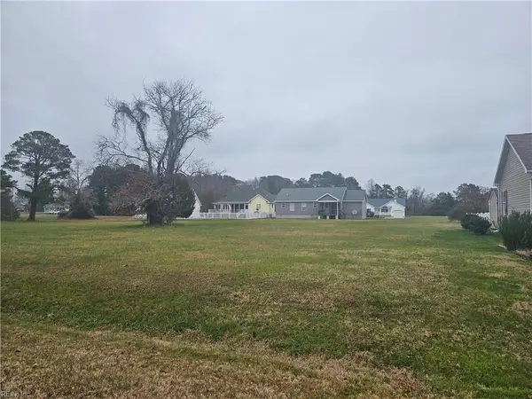 207 Smuggler Way, Greenbackville, VA 23356