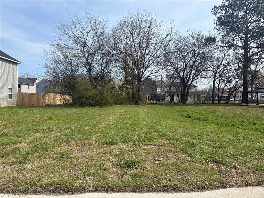 206 Beech Street, Suffolk, VA 23434 - #1