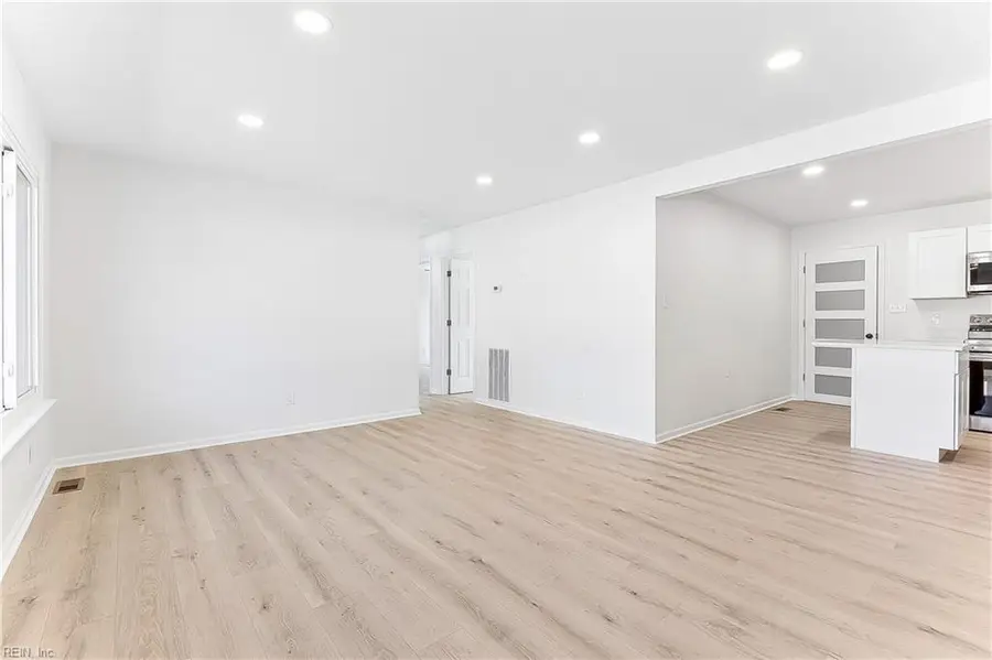 1314 Saxton Drive, Hampton, VA 23669 - #2