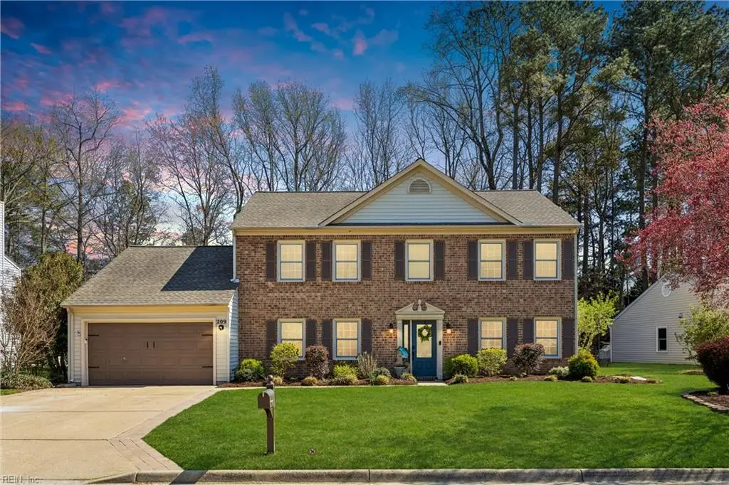 209 Hounds Chase, Yorktown, VA 23693 - #1