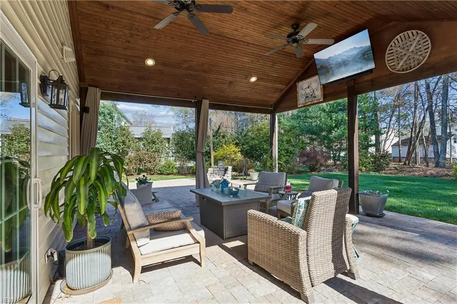 209 Hounds Chase, Yorktown, VA 23693 - #3