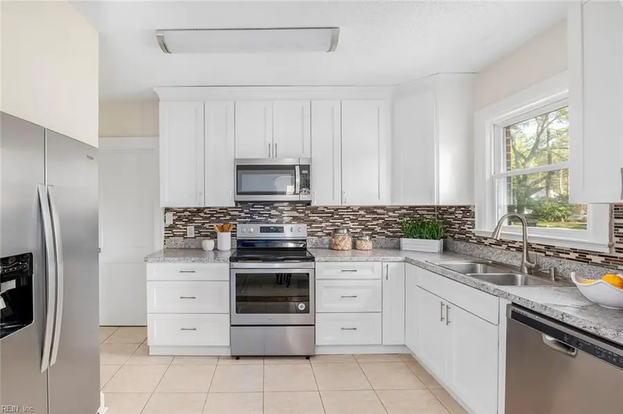 4609 Kemp Drive, Portsmouth, VA 23703 - #2