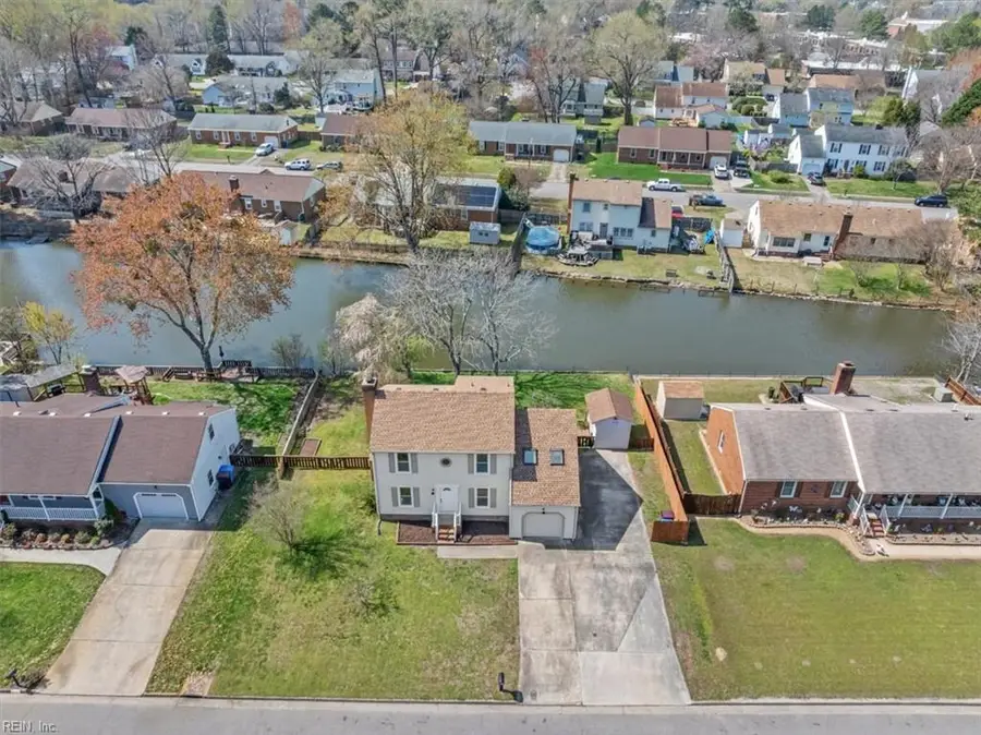 828 Cranston Drive, Chesapeake, VA 23320 - #2