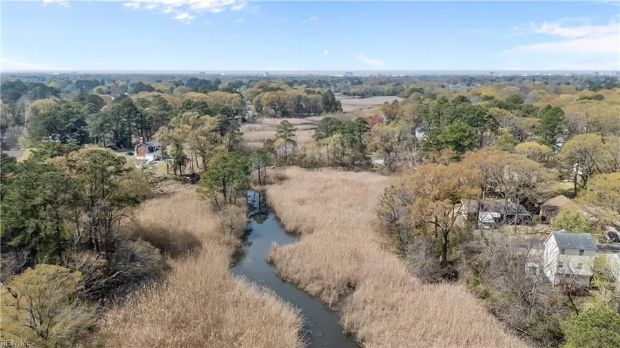 2445 Lindbergh Avenue, Chesapeake, VA 23325 - #2