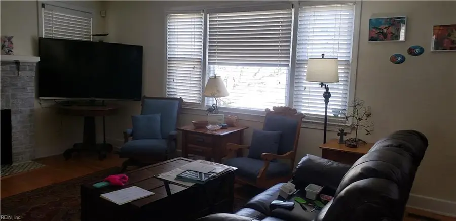 8701 Hammett Avenue, Norfolk, VA 23503 - #3