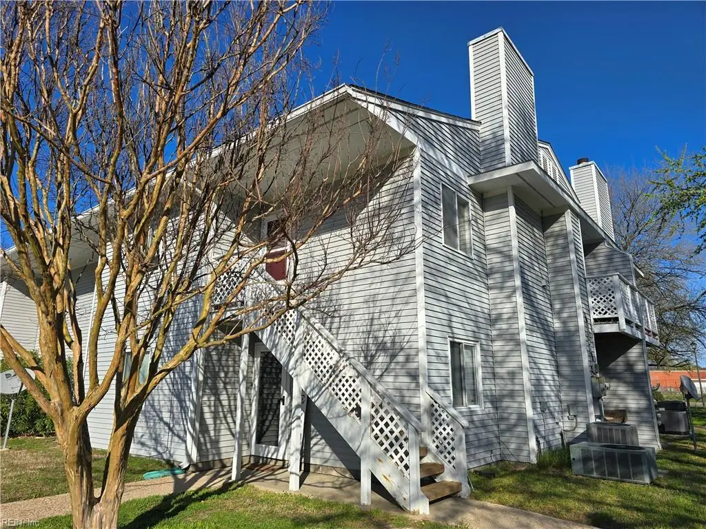113 Roane Dr Drive #A, Hampton, VA 23669 - #1