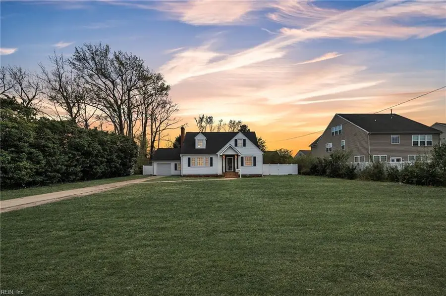 1263 W Queen Street, Hampton, VA 23669 - #2